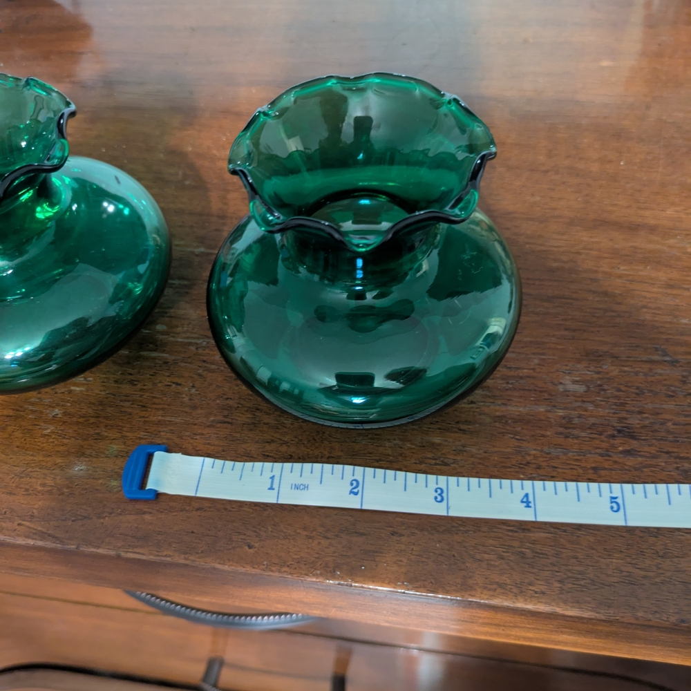 Anchor Hocking Deep Green Glass Vases - Picture 4 of 5